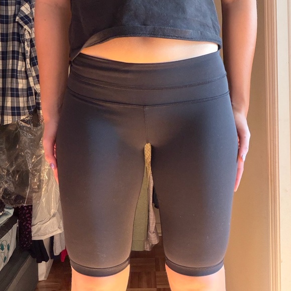 Lululemon Black Biker Shorts | Size 4 - Picture 2 of 7